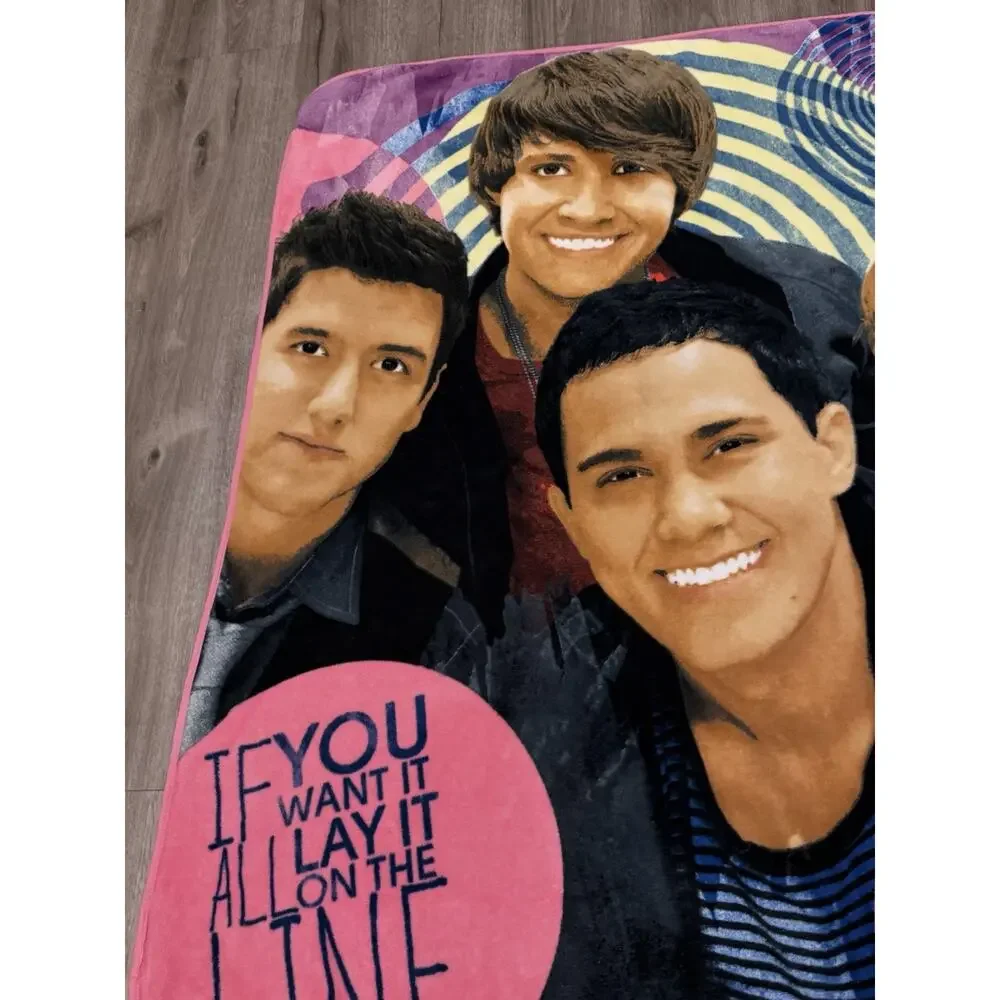 Big Time Rush Blanket 2011 Nickelodeon BTR Pink Fleece Throw 58x43 Vintage